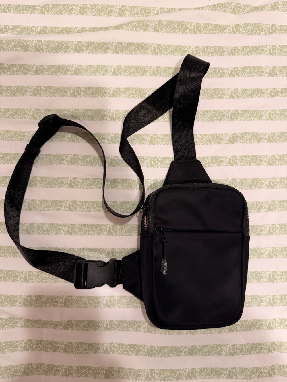 Women's Black Crossbody Sling Bag - Everyday Travel Essential